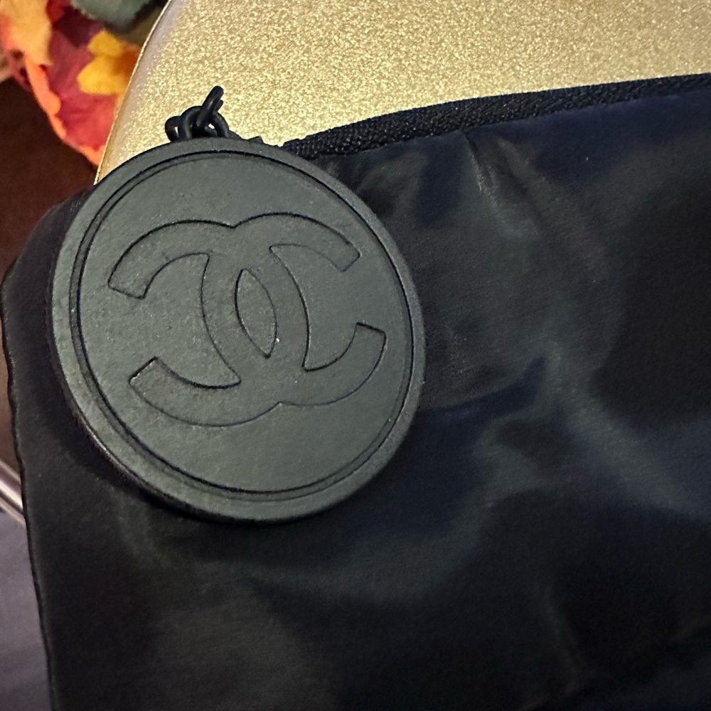 Chanel Pouch,Clutch - Picture 4 of 5